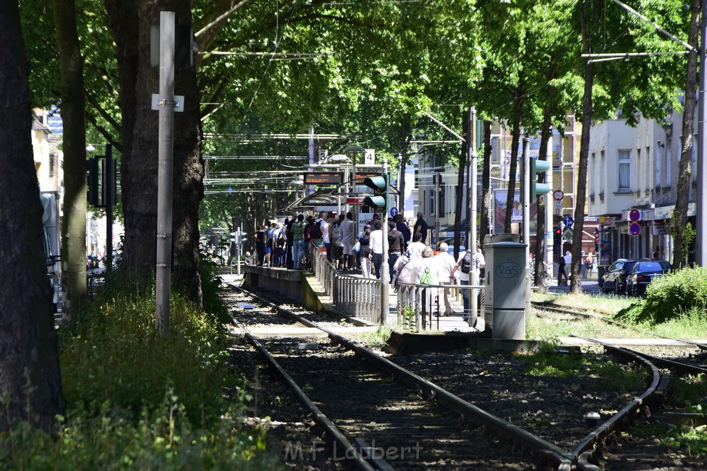 VU Roller KVB Bahn Koeln Luxemburgerstr Neuenhoefer Allee P128.JPG - Miklos Laubert